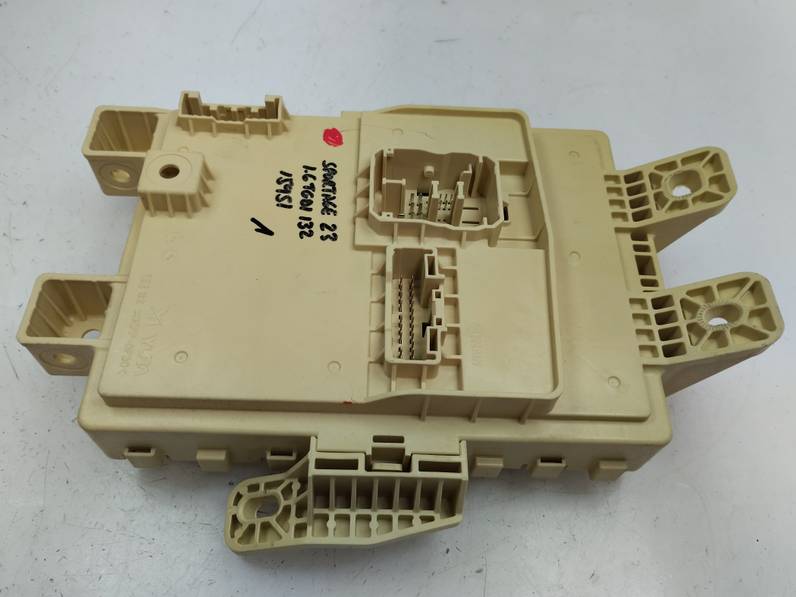 CAJA RELES FUSIBLES KIA SPORTAGE 2023 1.6 (132 CV)