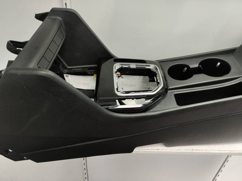 APOYABRAZOS CENTRAL KIA SPORTAGE 2023 1.6 (132 CV)