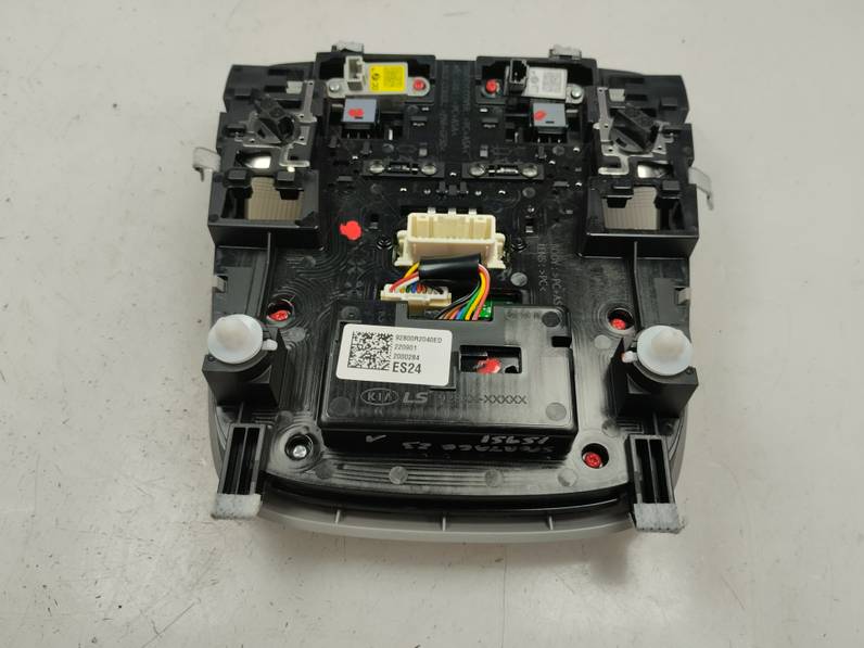 LUZ INTERIOR KIA SPORTAGE 2023 1.6 (132 CV)