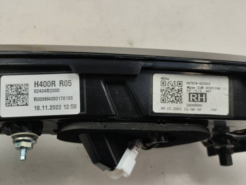 PILOTO TRASERO DERECHO INTERIOR KIA SPORTAGE 2023 1.6 (132 CV)