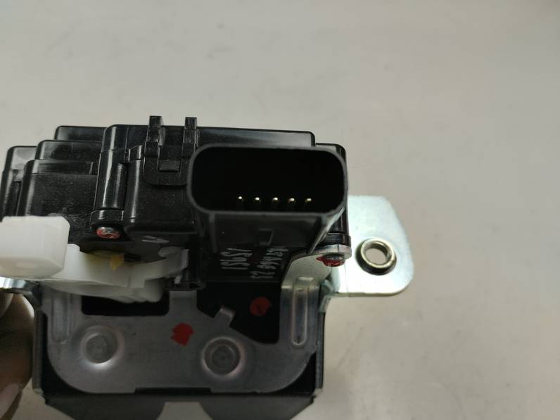 CERRADURA MALETERO PORTON KIA SPORTAGE 2023 1.6 (132 CV)