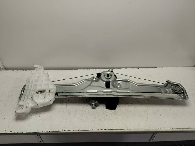 ELEVALUNAS DELANTERO DERECHO KIA SPORTAGE 2023 1.6 (132 CV)