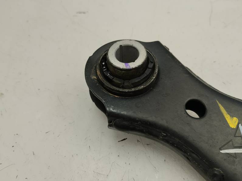 BRAZO SUSPENSION SUPERIOR TRASERO IZQUIERDO KIA SPORTAGE 2023 1.6 (132 CV)