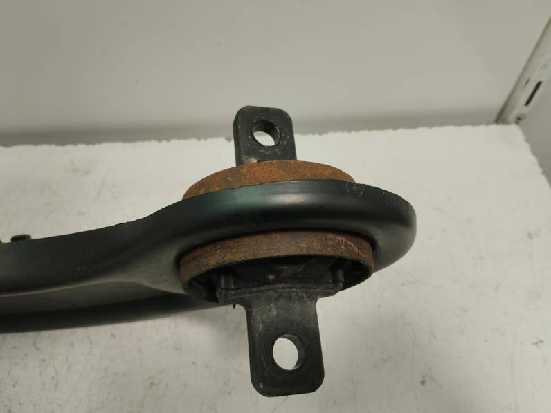 BRAZO SUSPENSION INFERIOR TRASERO DERECHO KIA SPORTAGE 2023 1.6 (132 CV)