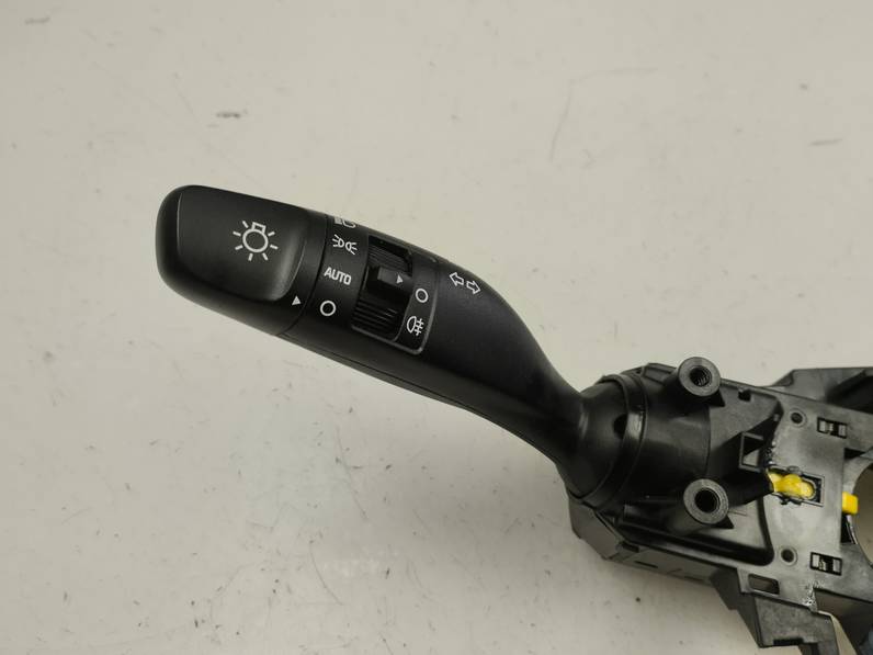 MANDO MULTIFUNCION HYUNDAI BAYON 2023 1.2 (84CV)