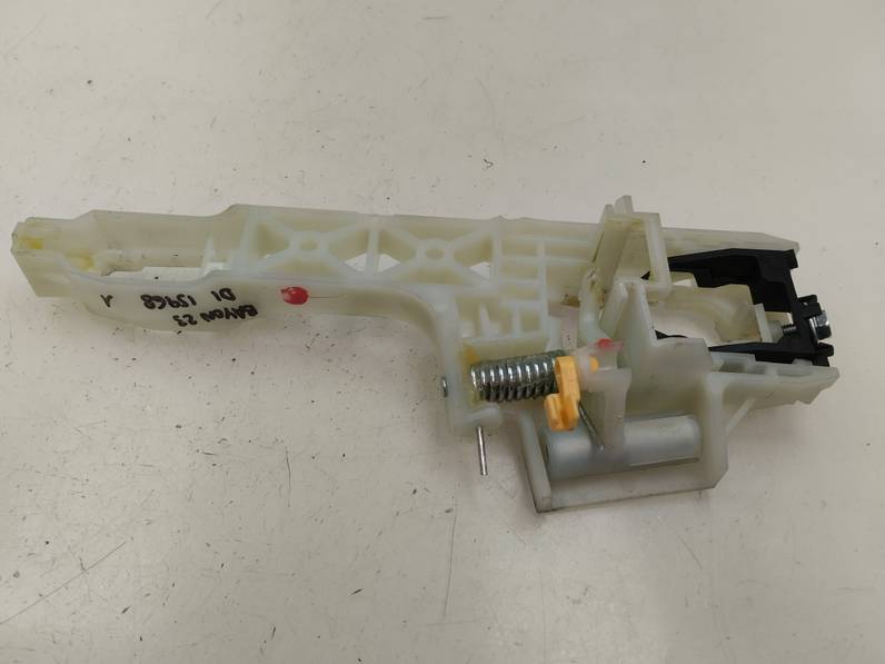 MANETA EXTERIOR DELANTERA IZQUIERDA HYUNDAI BAYON 2023 1.2 (84CV)