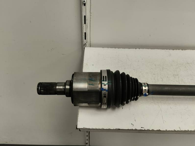 TRANSMISION DELANTERA DERECHA HYUNDAI BAYON 2023 1.2 (84CV)