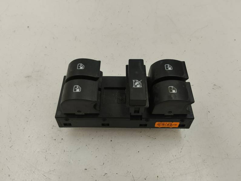 MANDO ELEVALUNAS DELANTERO IZQUIERDO LANCIA DELTA 2008 1.6 D (120 CV)