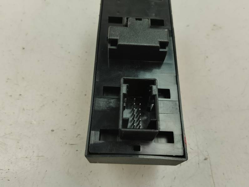 MANDO ELEVALUNAS DELANTERO IZQUIERDO LANCIA DELTA 2008 1.6 D (120 CV)