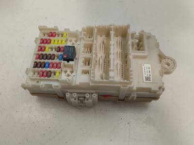 CAJA RELES FUSIBLES HONDA HR V 2017 1.6 DTEC (120 CV)