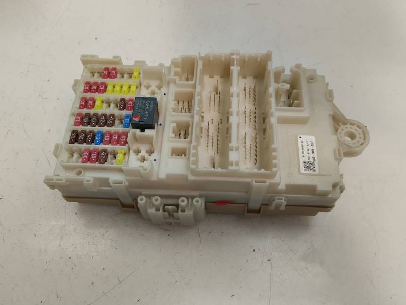 CAJA RELES FUSIBLES HONDA HR V 2017 1.6 DTEC (120 CV)