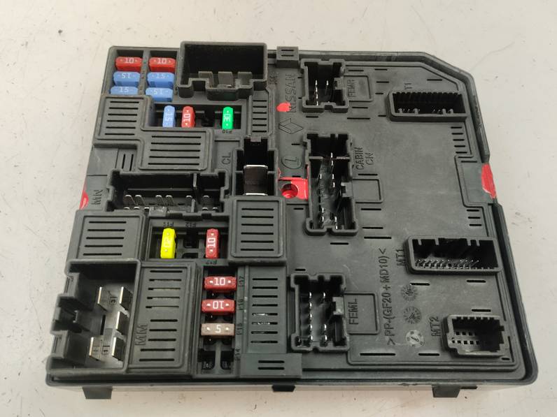 CAJA RELES FUSIBLES NISSAN QASHQAI 2017 1.5 TURBODIESEL (110 CV)