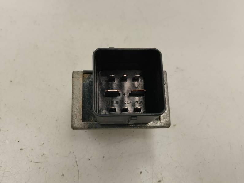 CAJA PRECALENTAMIENTO NISSAN QASHQAI 2017 1.5 TURBODIESEL (110 CV)