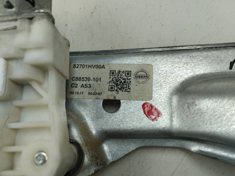 ELEVALUNAS TRASERO IZQUIERDO NISSAN QASHQAI 2017 1.5 TURBODIESEL (110 CV)