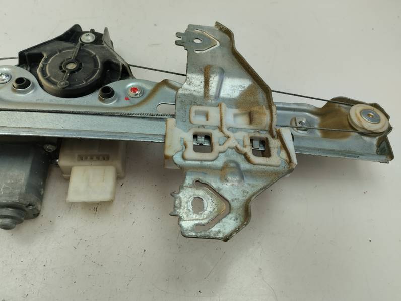 ELEVALUNAS TRASERO DERECHO NISSAN QASHQAI 2017 1.5 TURBODIESEL (110 CV)