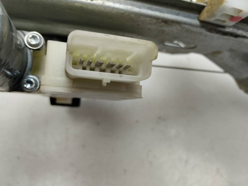 ELEVALUNAS TRASERO DERECHO NISSAN QASHQAI 2017 1.5 TURBODIESEL (110 CV)