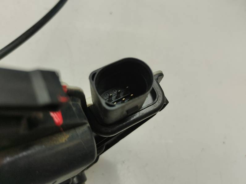 CERRADURA PUERTA TRASERA DERECHA SEAT IBIZA SC 2009 1.9 TDI (105 CV)