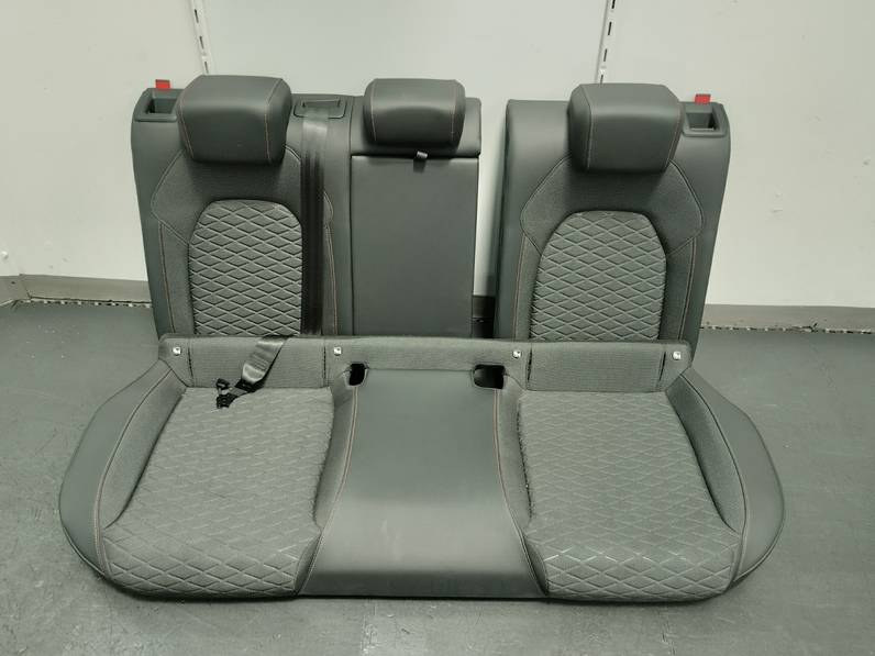 JUEGO ASIENTOS COMPLETO SEAT LEON 2023 1.5 16V TSI ACT (131 CV)