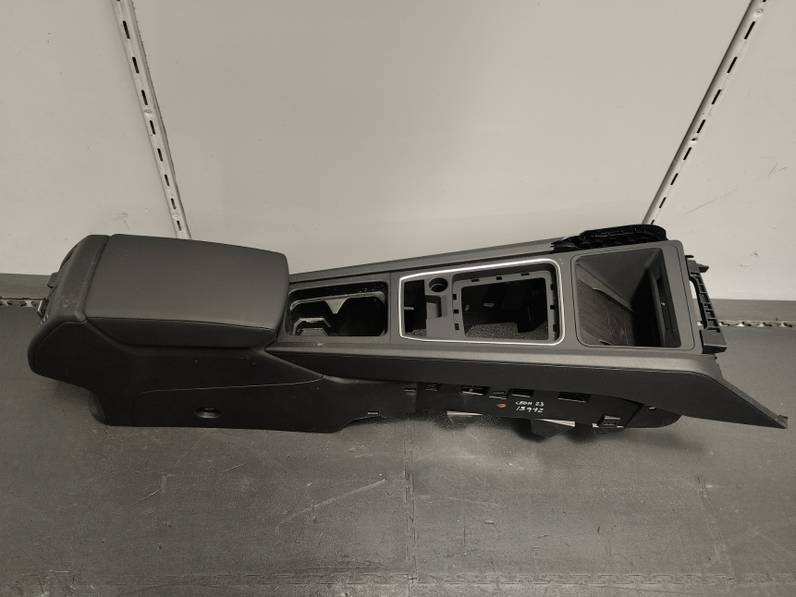 JUEGO ASIENTOS COMPLETO SEAT LEON 2023 1.5 16V TSI ACT (131 CV)