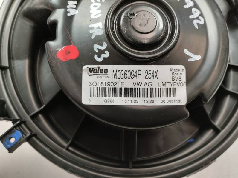 MOTOR CALEFACCION SEAT LEON 2023 1.5 16V TSI ACT (131 CV)