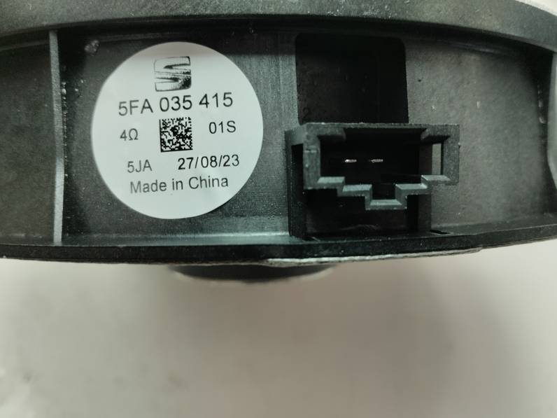 SISTEMA AUDIO RADIO CD SEAT LEON 2023 1.5 16V TSI ACT (131 CV)