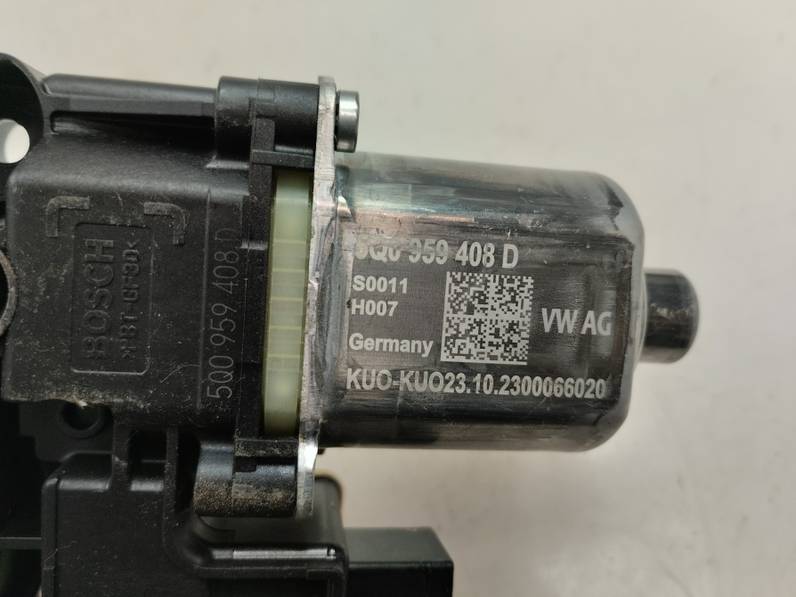 MOTOR ELEVALUNAS TRASERO DERECHO SEAT LEON 2023 1.5 16V TSI ACT (131 CV)