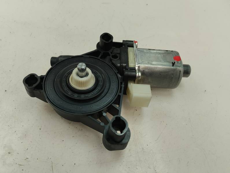 MOTOR ELEVALUNAS DELANTERO IZQUIERDO SEAT LEON 2023 1.5 16V TSI ACT (131 CV)