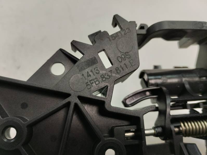 MANETA EXTERIOR DELANTERA DERECHA SEAT LEON 2023 1.5 16V TSI ACT (131 CV)