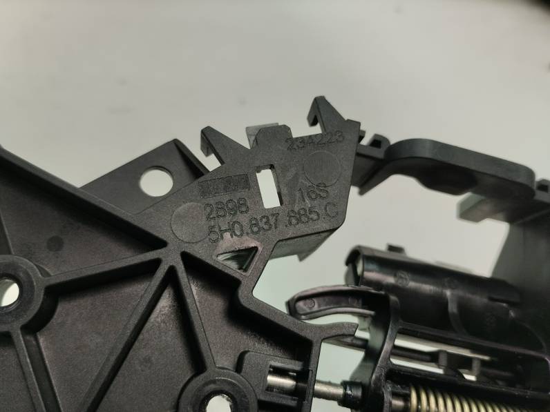 MANETA EXTERIOR TRASERA IZQUIERDA SEAT LEON 2023 1.5 16V TSI ACT (131 CV)