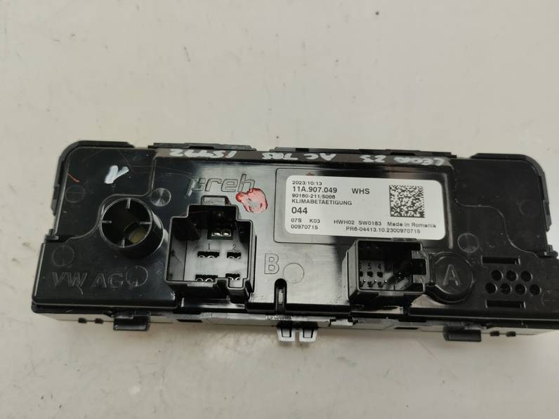 MANDO CLIMATIZADOR SEAT LEON 2023 1.5 16V TSI ACT (131 CV)