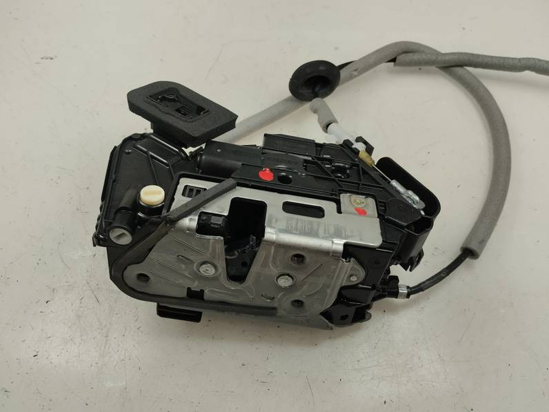 CERRADURA PUERTA TRASERA IZQUIERDA SEAT LEON 2023 1.5 16V TSI ACT (131 CV)