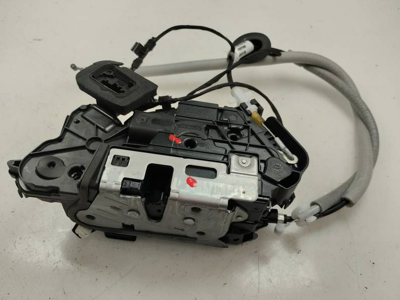 CERRADURA PUERTA DELANTERA IZQUIERDA SEAT LEON 2023 1.5 16V TSI ACT (131 CV)