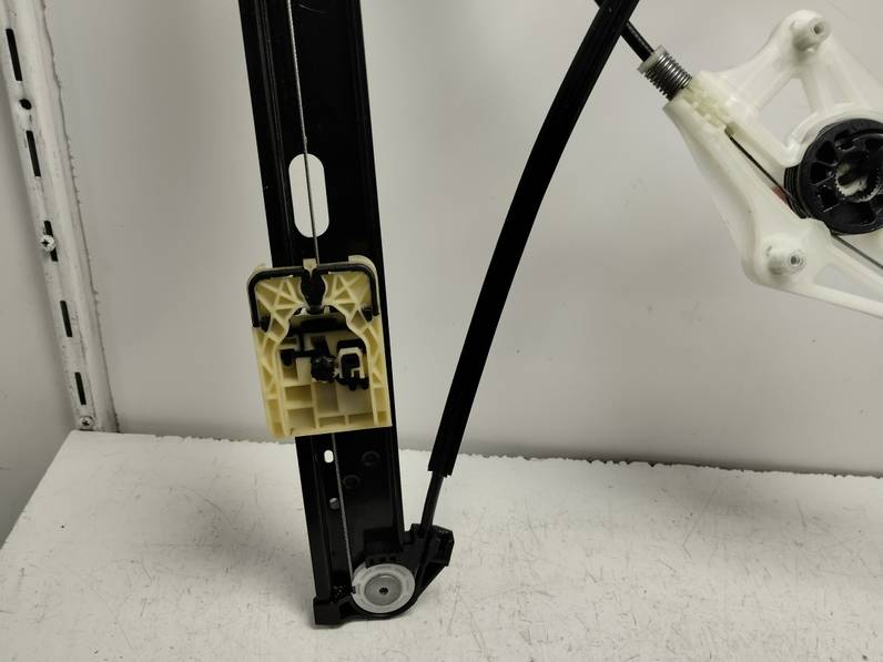 ELEVALUNAS DELANTERO DERECHO SEAT LEON 2023 1.5 16V TSI ACT (131 CV)