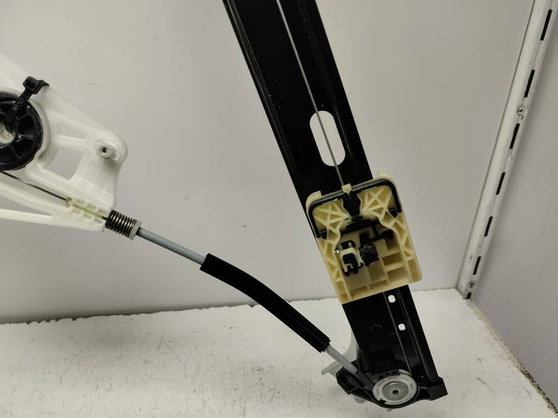 ELEVALUNAS DELANTERO DERECHO SEAT LEON 2023 1.5 16V TSI ACT (131 CV)