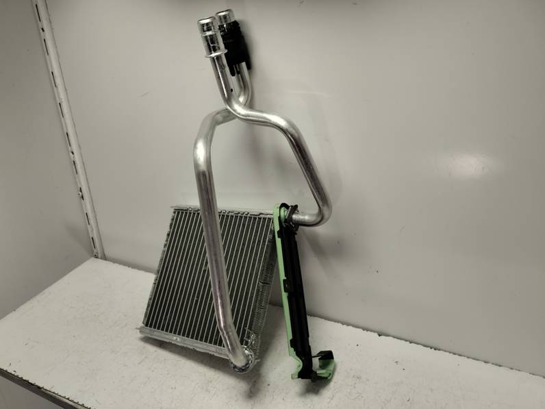 RADIADOR CALEFACCION AIRE ACONDICIONADO SEAT LEON 2023 1.5 16V TSI ACT (131 CV)