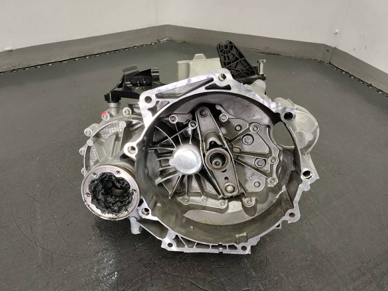 CAJA CAMBIOS SEAT LEON 2023 1.5 16V TSI ACT (131 CV)