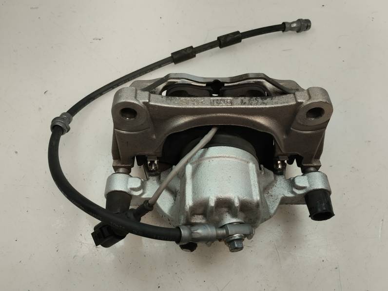 PINZA FRENO DELANTERA DERECHA SEAT LEON 2023 1.5 16V TSI ACT (131 CV)