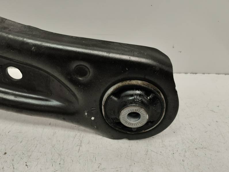 BRAZO SUSPENSION INFERIOR DELANTERO DERECHO SEAT LEON 2023 1.5 16V TSI ACT (131 CV)