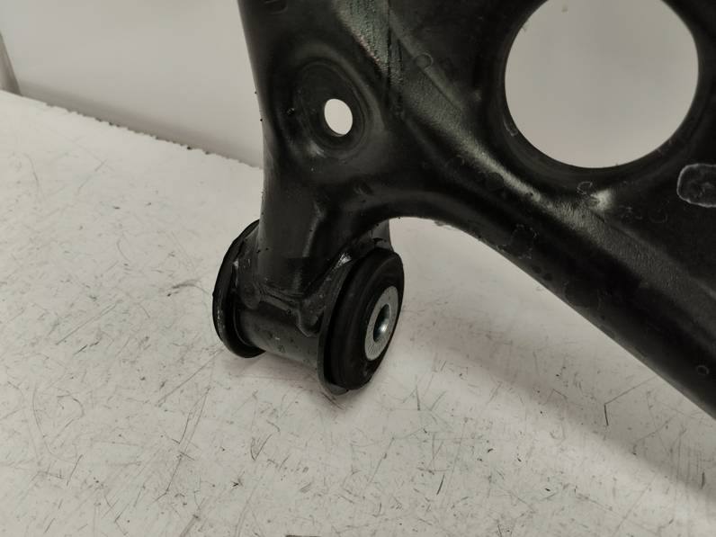 BRAZO SUSPENSION INFERIOR DELANTERO DERECHO SEAT LEON 2023 1.5 16V TSI ACT (131 CV)