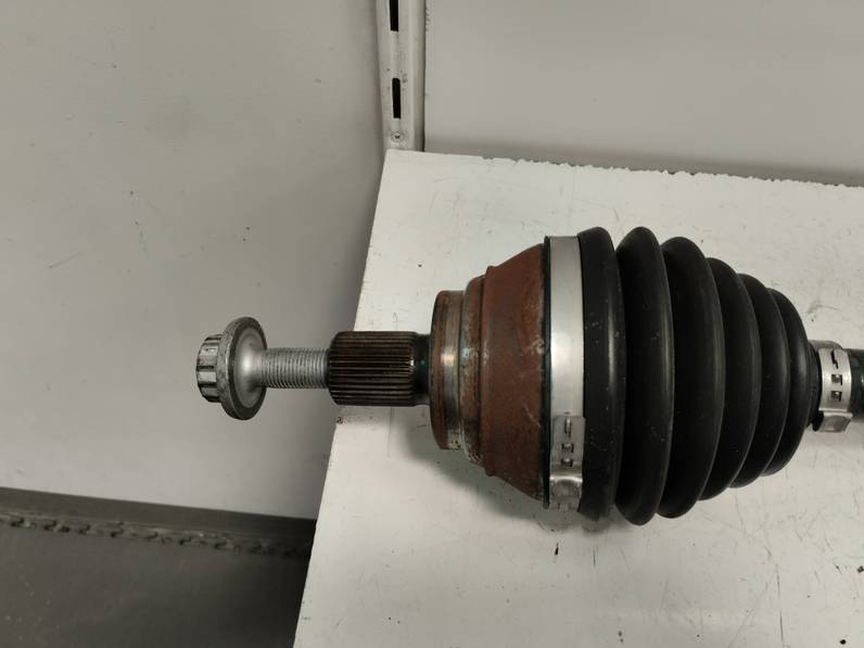 TRANSMISION DELANTERA DERECHA SEAT LEON 2023 1.5 16V TSI ACT (131 CV)