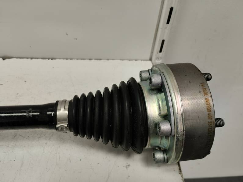 TRANSMISION DELANTERA DERECHA SEAT LEON 2023 1.5 16V TSI ACT (131 CV)