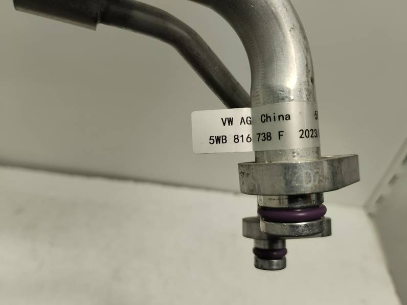 TUBOS AIRE ACONDICIONADO SEAT LEON 2023 1.5 16V TSI ACT (131 CV)