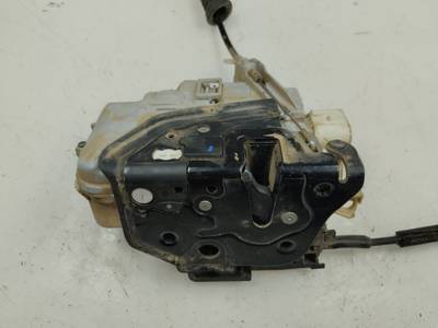 CERRADURA PUERTA DELANTERA IZQUIERDA VOLKSWAGEN PASSAT BERLINA 2005 2.0 TDI (140 CV)