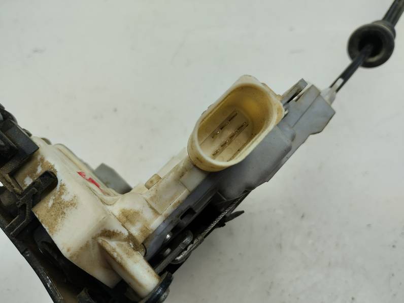 CERRADURA PUERTA TRASERA DERECHA VOLKSWAGEN PASSAT BERLINA 2005 2.0 TDI (140 CV)