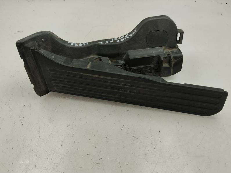 POTENCIOMETRO PEDAL VOLKSWAGEN PASSAT BERLINA 2005 2.0 TDI (140 CV)