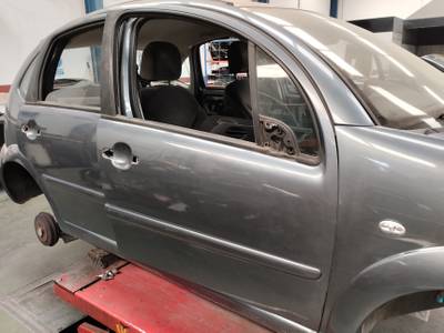 PUERTA DELANTERA DERECHA CITROEN C3 2006 1.4 HDI (68 CV)