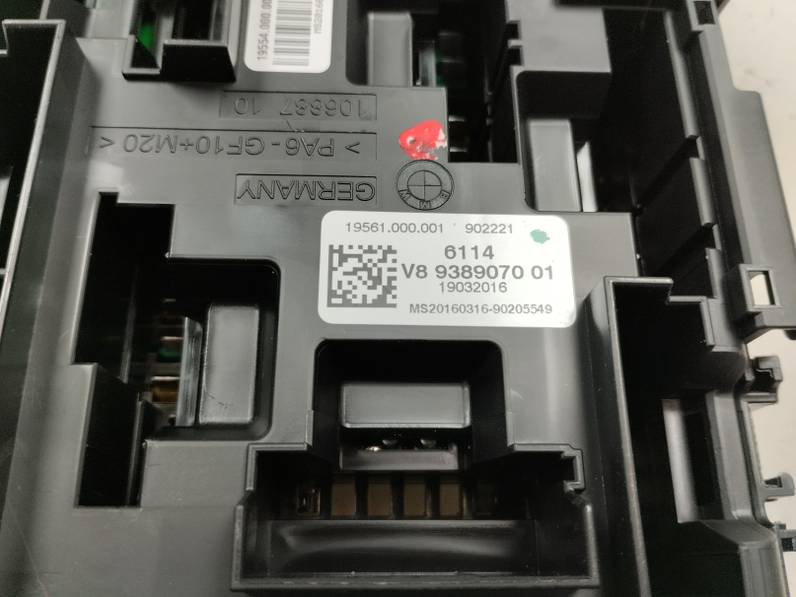 CAJA RELES FUSIBLES BMW SERIE 4 CABRIO 2016 3.0 TURBODIESEL (313 CV)