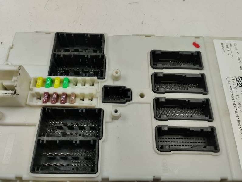 CAJA RELES FUSIBLES BMW SERIE 4 CABRIO 2016 3.0 TURBODIESEL (313 CV)