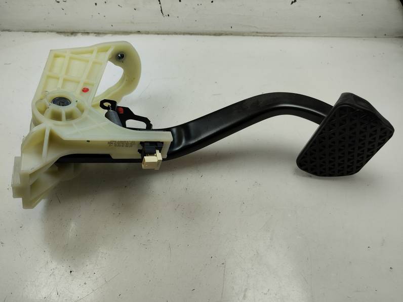 PEDAL FRENO BMW SERIE 4 CABRIO 2016 3.0 TURBODIESEL (313 CV)
