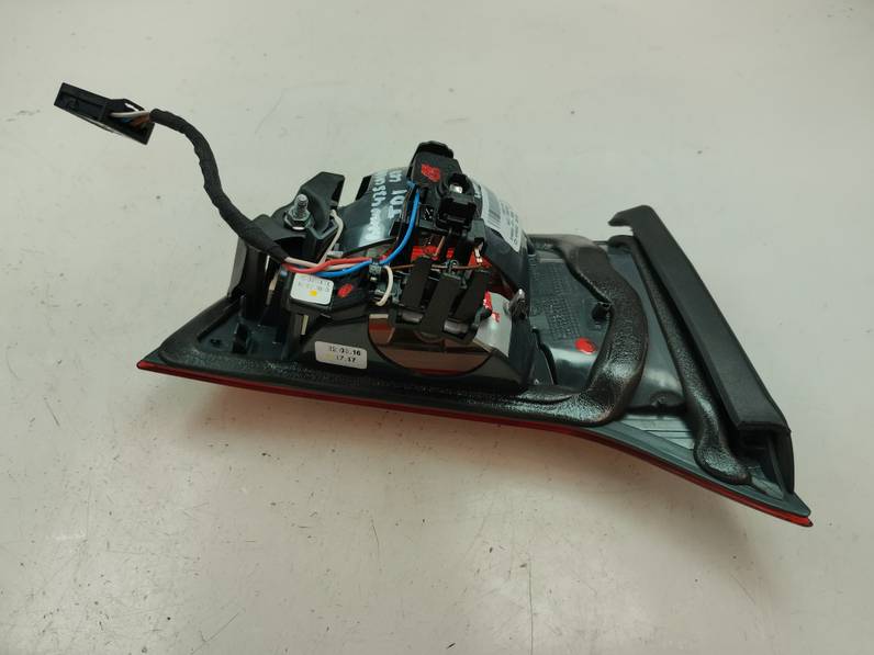 PILOTO TRASERO DERECHO INTERIOR BMW SERIE 4 CABRIO 2016 3.0 TURBODIESEL (313 CV)